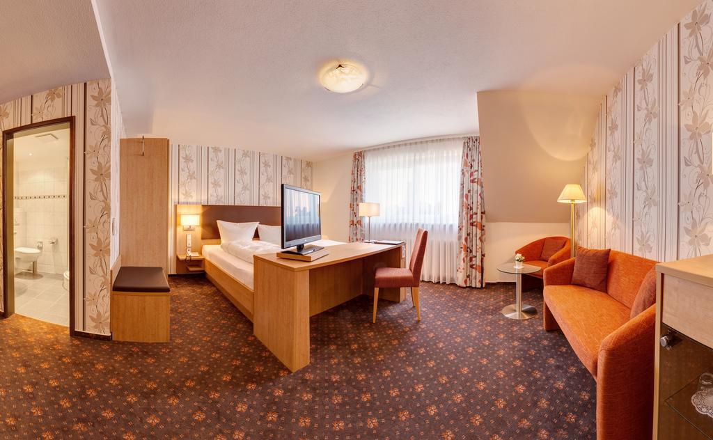 Hotel Fortuna Kirchzarten Zimmer foto